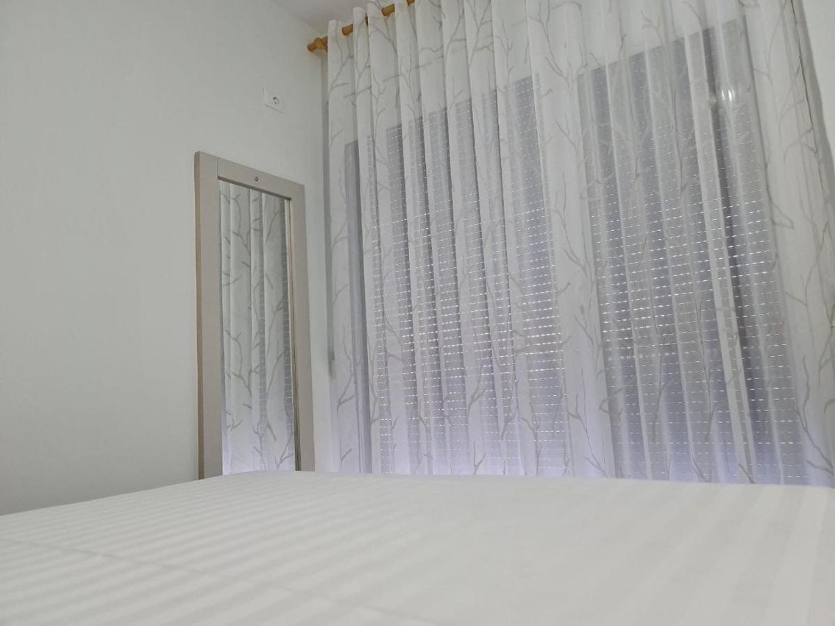 Alvi Apartment Голем Экстерьер фото